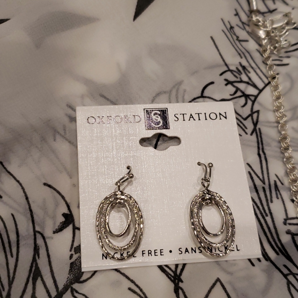 Accessory set - Picture 2 of 3